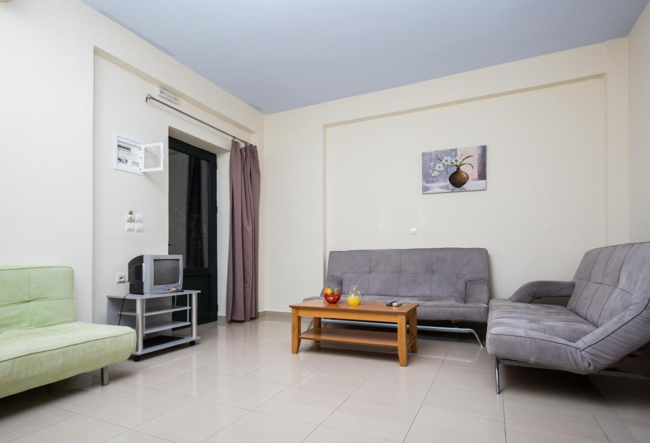 Pachia Ammos Aparthotel
