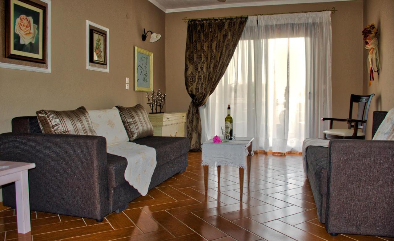 Doxa Apartment *