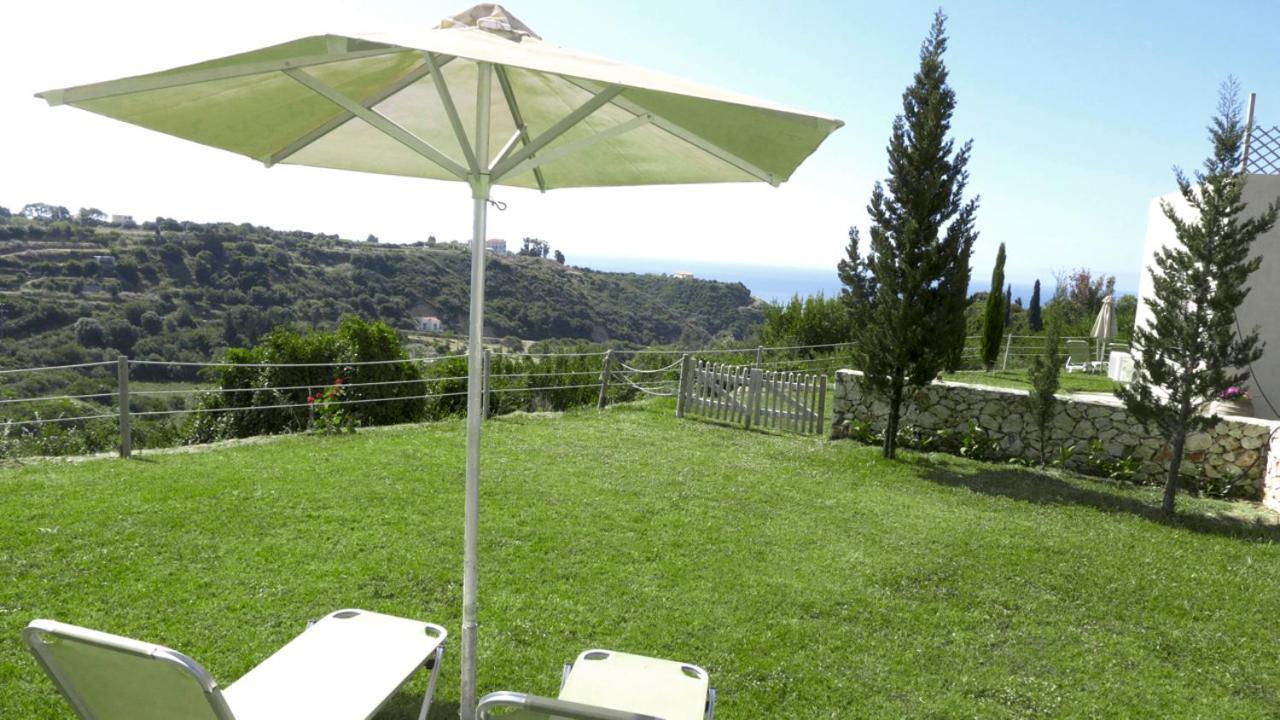 Divaria Villas *