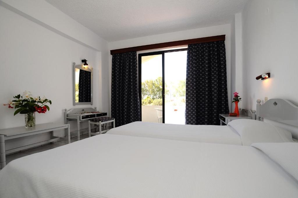 Tina Flora Hotel