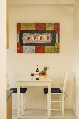 Almiris Seaside Apartments *