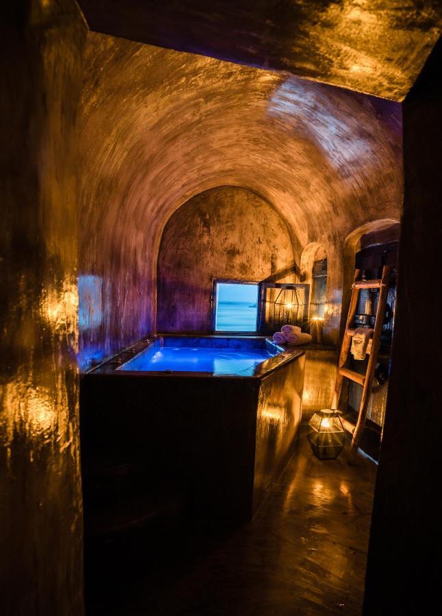 Villa Gaia Suites *