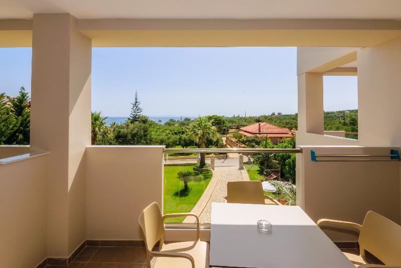 Aparthotel Remezzo & Amoudi