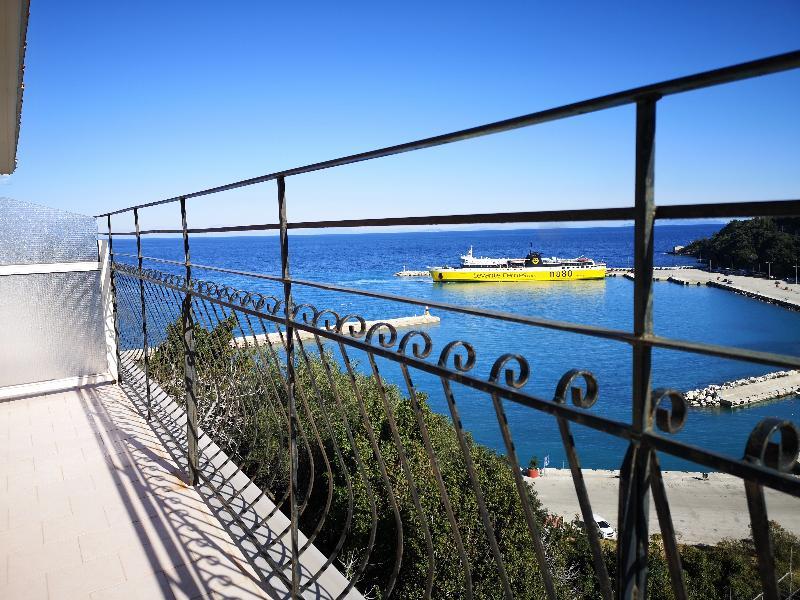 Apartment Faro Del Porto *