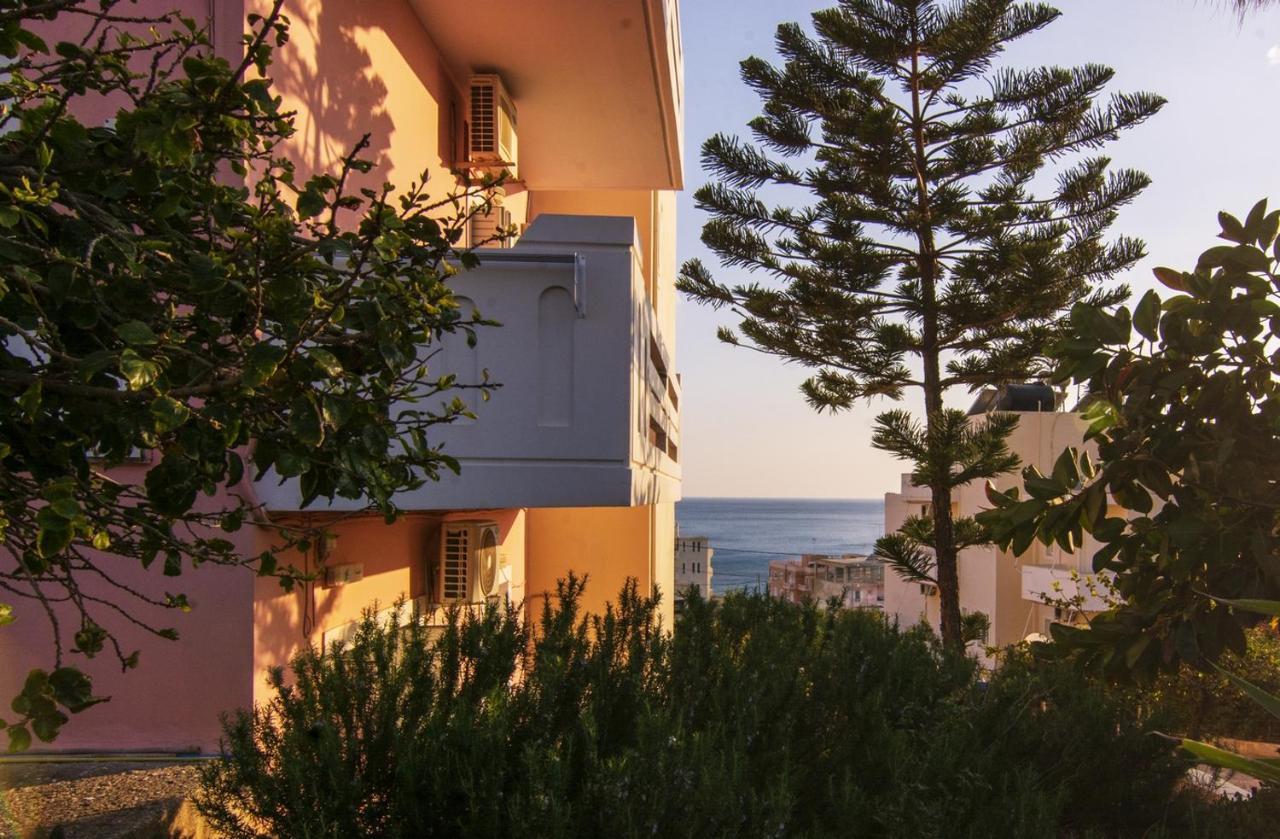 Panoramio Apartment