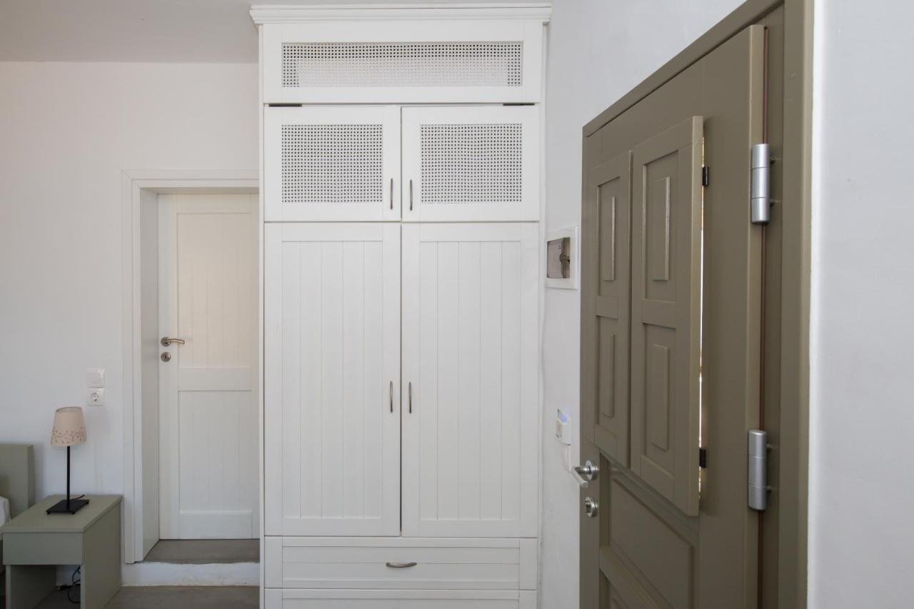 Apartment Petradi &