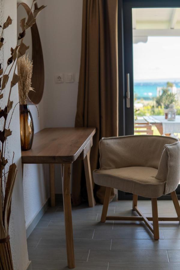 Iphigenia Apartment