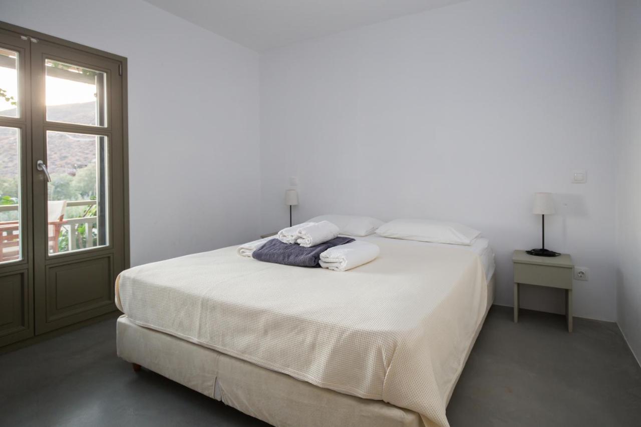 Apartment Petradi & Aegiali