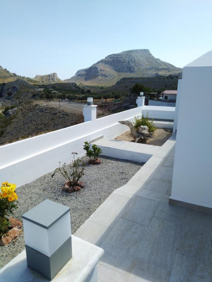 Bouganville Stegna Bed & Breakfast *