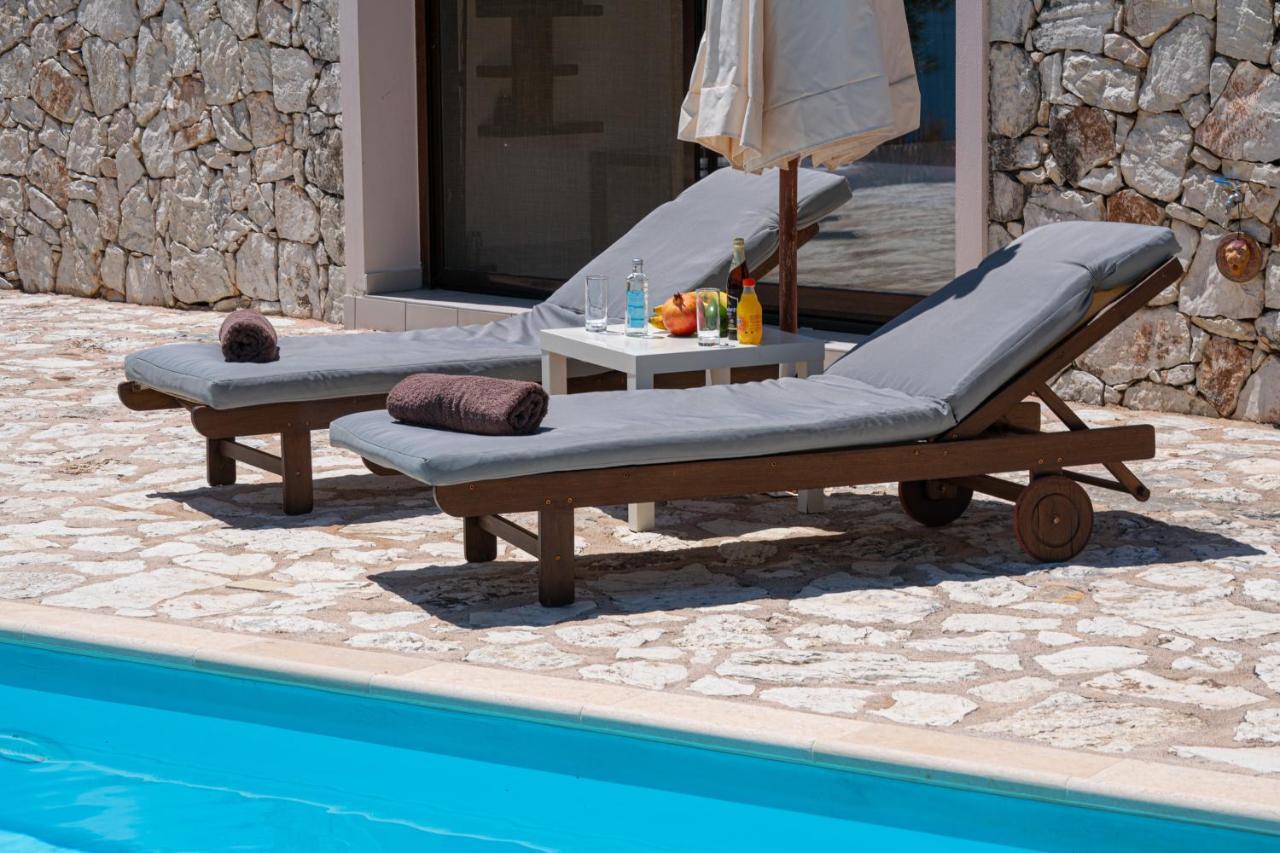 Kandia Villa *
