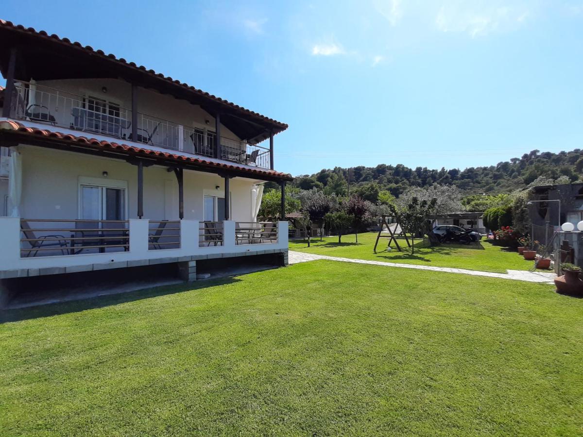 Latoura Apartment