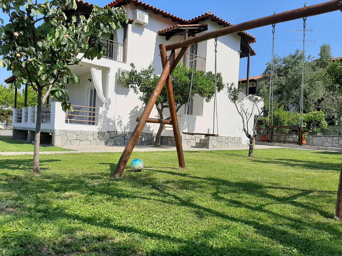 Apartment Latoura *