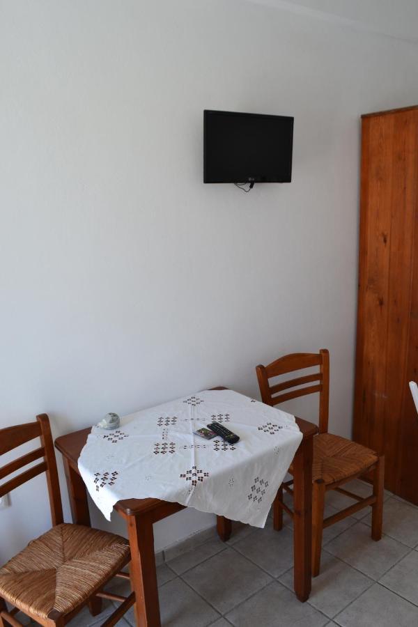 Ioanna Tinos Apartment Kionia