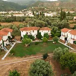 Koyias Village
