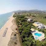 Golden Beach Hotel