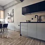 Pothos Suites