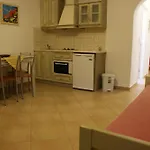 Annita\'S Village Hotel