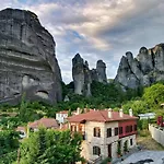 Petrino Guesthouse