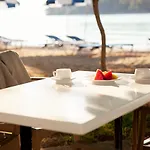 Avra Beach Hotel