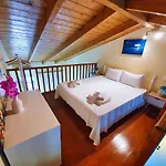 Makis&Fani Homes