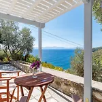Pigi Cottage