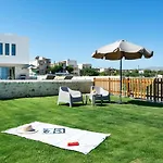 Lux Villa Nymphes Dioni, 30M From Beach With Pool, Bbq And Play Area