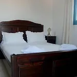 Eleni Apts