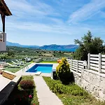 Nereid Villa, Summer Feeling, By Thinkvilla