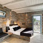 Studio O - Self Catering