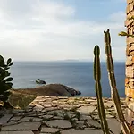 Studio O - Self Catering