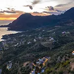Pyrgos Exclusive