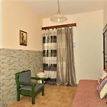 Iliana Apartments
