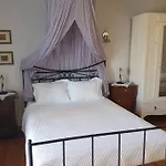 Chariklia Traditional House