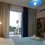 Kariani Beach Apartment