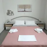 Marigeo Garden House