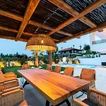 Achinos Luxury Accomodation- Pefkochori Chalkidiki