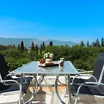 Sunshine Home 1 With Sea View