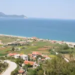 Villa Roses-Mourteri