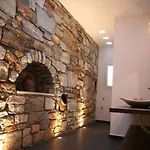 Chez Kiki Et Ioannis