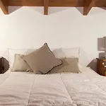 Villa Skyfall