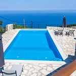 Villa Skyfall