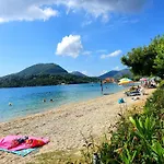 Daglas Beach House