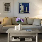 Soleado Beachfront Villa