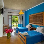 Villa Spyridoula Studios On The Beach