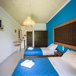 Villa Spyridoula Studios On The Beach