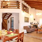 Platanos Estate
