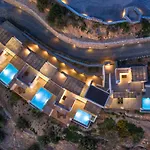Pyrgos Exclusive