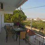 Kostas Family House