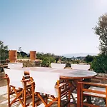Agkeria Great Feeling House