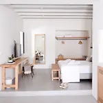 Pende Suites